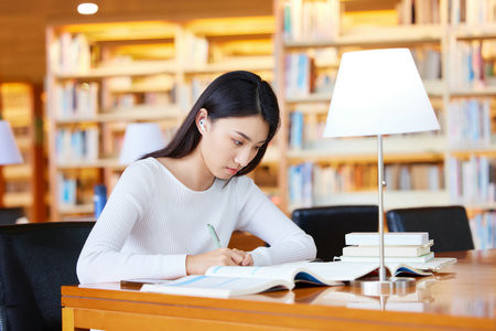 上海理工大學(xué)非全日制研究生什么情況下可以調(diào)劑？