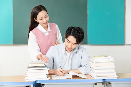湖南大學(xué)MPAcc招生方式