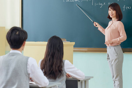 遼寧工業(yè)大學(xué)非全日制研究生招生情況