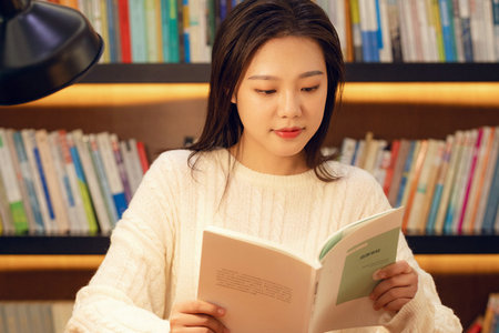 上海大學(xué)同等學(xué)力申碩招生簡(jiǎn)章