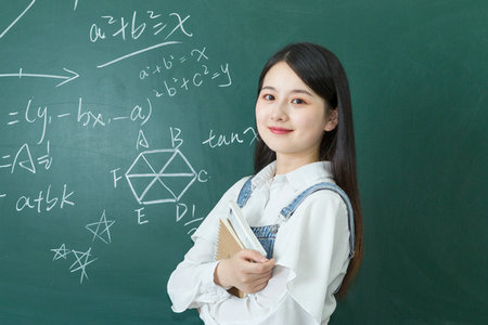 美國(guó)渥太華大學(xué)國(guó)際博士招生對(duì)象
