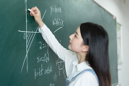 中南財(cái)經(jīng)政法大學(xué)MBA招生方式