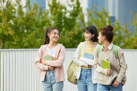 法國巴黎第十二大學(xué)招生方式