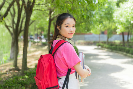 西班牙阿爾卡拉大學(xué)招生人群
