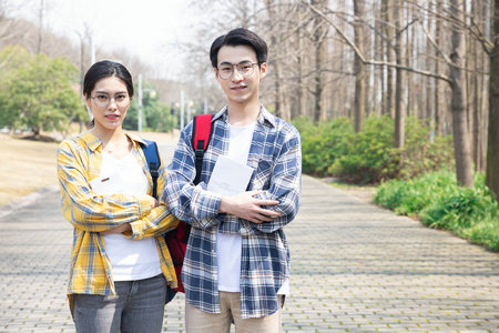 上海對(duì)外經(jīng)貿(mào)大學(xué)非全日制研究生金融專(zhuān)碩（MF）招生信息