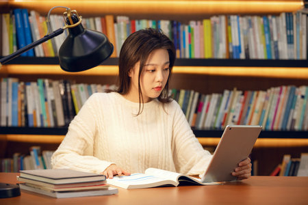 華中科技大學(xué)在職研究生光學(xué)工程碩士招生情況