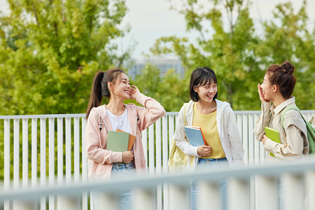 南京財經(jīng)大學(xué)在職研究生法律（非法學(xué)）碩士招生條件