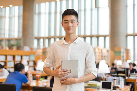 西安外國(guó)語大學(xué)MF三大招生人群！
