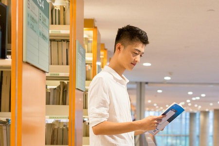 熱門推薦！語(yǔ)言學(xué)及應(yīng)用語(yǔ)言學(xué)在職研究生熱門招生院校