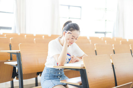 河北地質(zhì)大學(xué)在職研究生招生簡(jiǎn)章