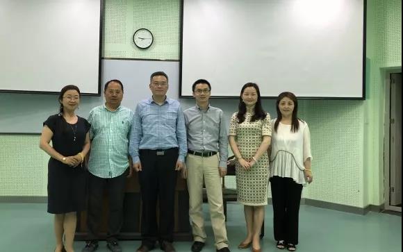 上海財(cái)經(jīng)大學(xué)2019年研究生招生宣講全面展開(kāi)