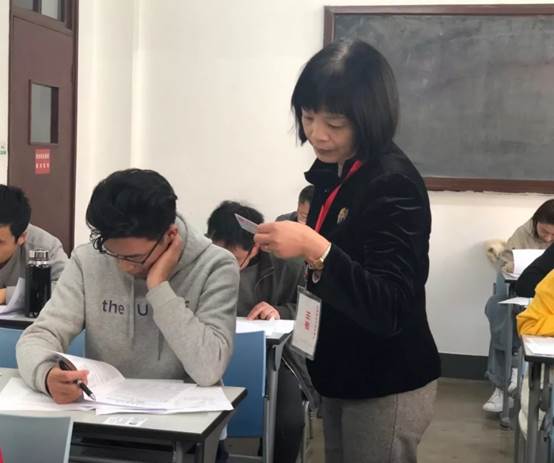 上海財(cái)經(jīng)大學(xué)舉行2019年博士研究生招生考試