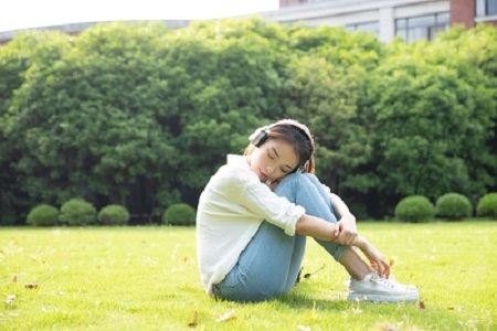 美國伊利諾伊大學國際碩士報考要求