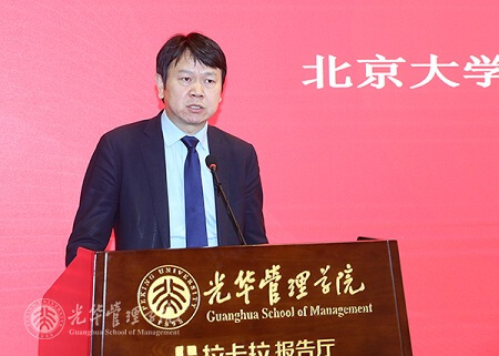 光華管理學院院長劉俏