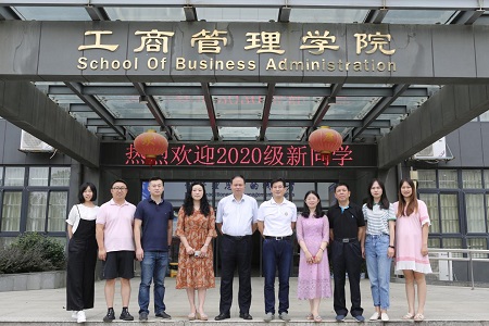 江西財(cái)經(jīng)大學(xué)2020級MBA/EMBA新生報(bào)到工作順利完成
