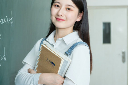 西南林業(yè)大學(xué)非全日制研究生成績查詢?nèi)肟? alt=