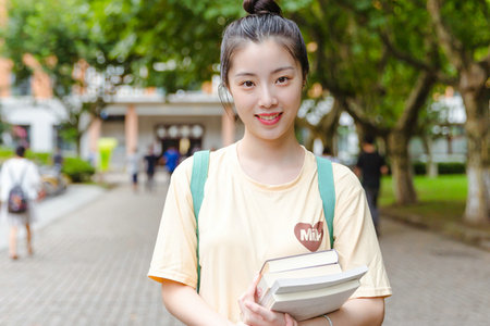 長江商學(xué)院同等學(xué)力招生條件
