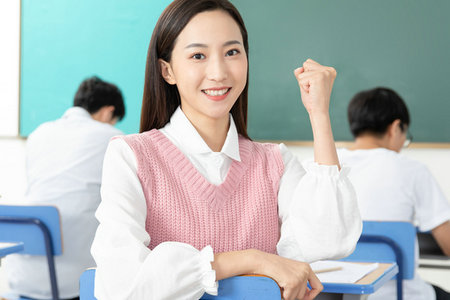 華東師范大學(xué)在職研究生報名時間