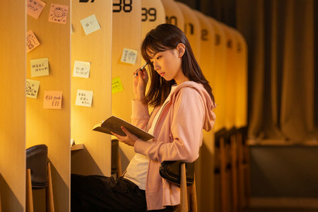 報(bào)考中醫(yī)基礎(chǔ)理論在職研究生不會(huì)提升學(xué)歷