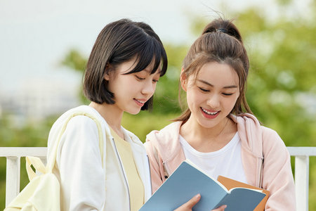 美國(guó)林肯大學(xué)國(guó)際博士報(bào)名及考試時(shí)間