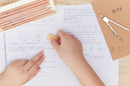 英國西倫敦大學(xué)招生方式
