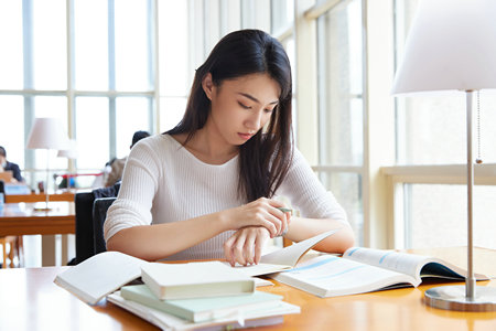 西班牙內(nèi)布里哈大學(xué)國(guó)際博士招生簡(jiǎn)章