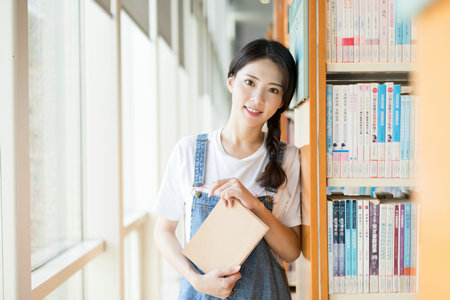 美國凱澤大學(xué)國際博士招生簡章
