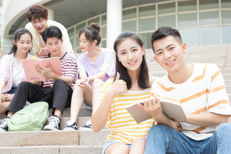 英國(guó)密德薩斯大學(xué)國(guó)際博士有雙證嗎