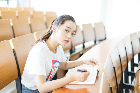 河南師范大學(xué)在職研究生學(xué)科教學(xué)（美術(shù)）招生時(shí)間