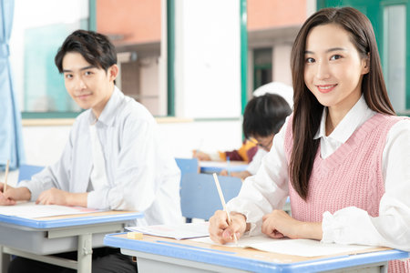 吉林大學(xué)金融專碩學(xué)費一覽表