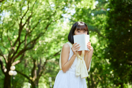 魯迅美術(shù)學(xué)院在職研究生招生條件