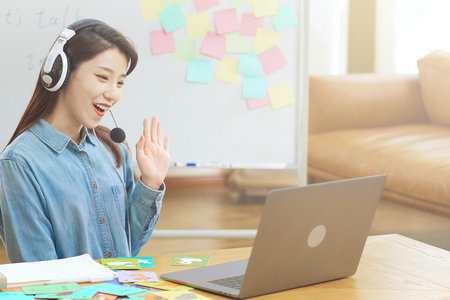 中國醫(yī)科大學(xué)非全日制研究生學(xué)費(fèi)一覽表