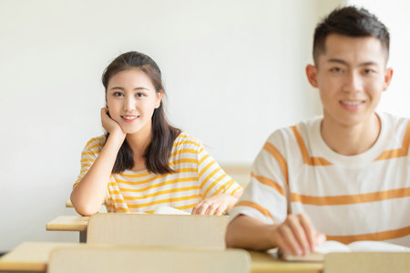 南昌航空大學(xué)在職研究生法律（非法學(xué)）碩士招生條件