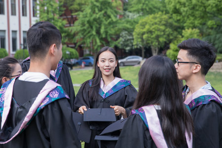 南方醫(yī)科大學(xué)MPA學(xué)費一覽表