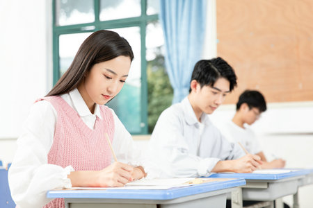 美學(xué)在職研究生報(bào)名及考試時(shí)間