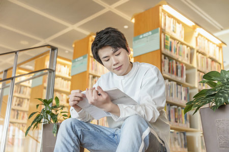 法律(法學(xué))非全日制研究生學(xué)費(fèi)
